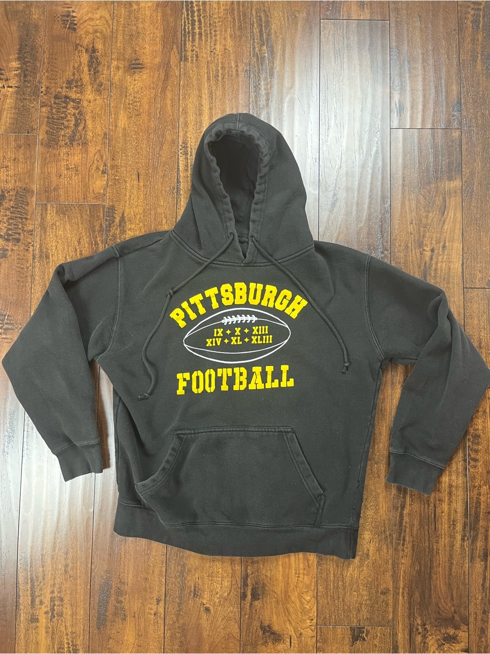 Vintage Pittsburgh Steelers Hoodie Black Super Bowl Sweatshirt Men’s Size Large.